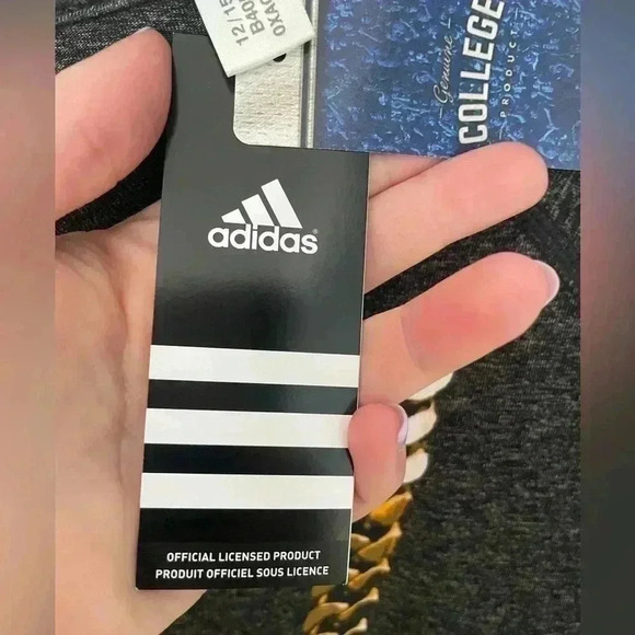 Adidas Ultimate Tee Miami Hurricanes "The U" Chain T-Shirt Men's Size L NCAA - Picture 7 of 8